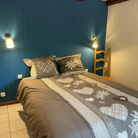 Chamois Rouge * Geishouse